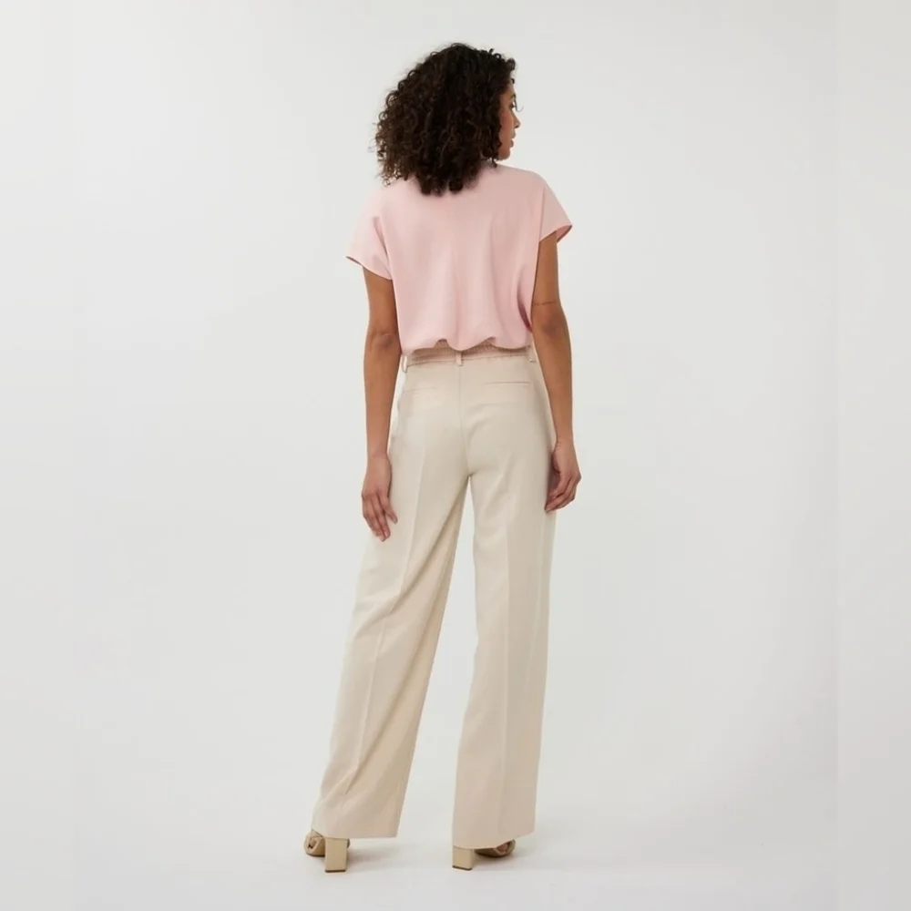 ESQUALO Soft Pink V-Neck Blouse - Picture 8 of 11